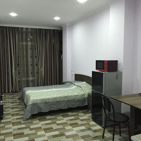 Apartment Pshavela 16 Batumi Eksteriør billede