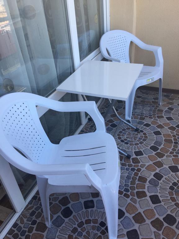 Apartment Pshavela 16 Batumi Eksteriør billede
